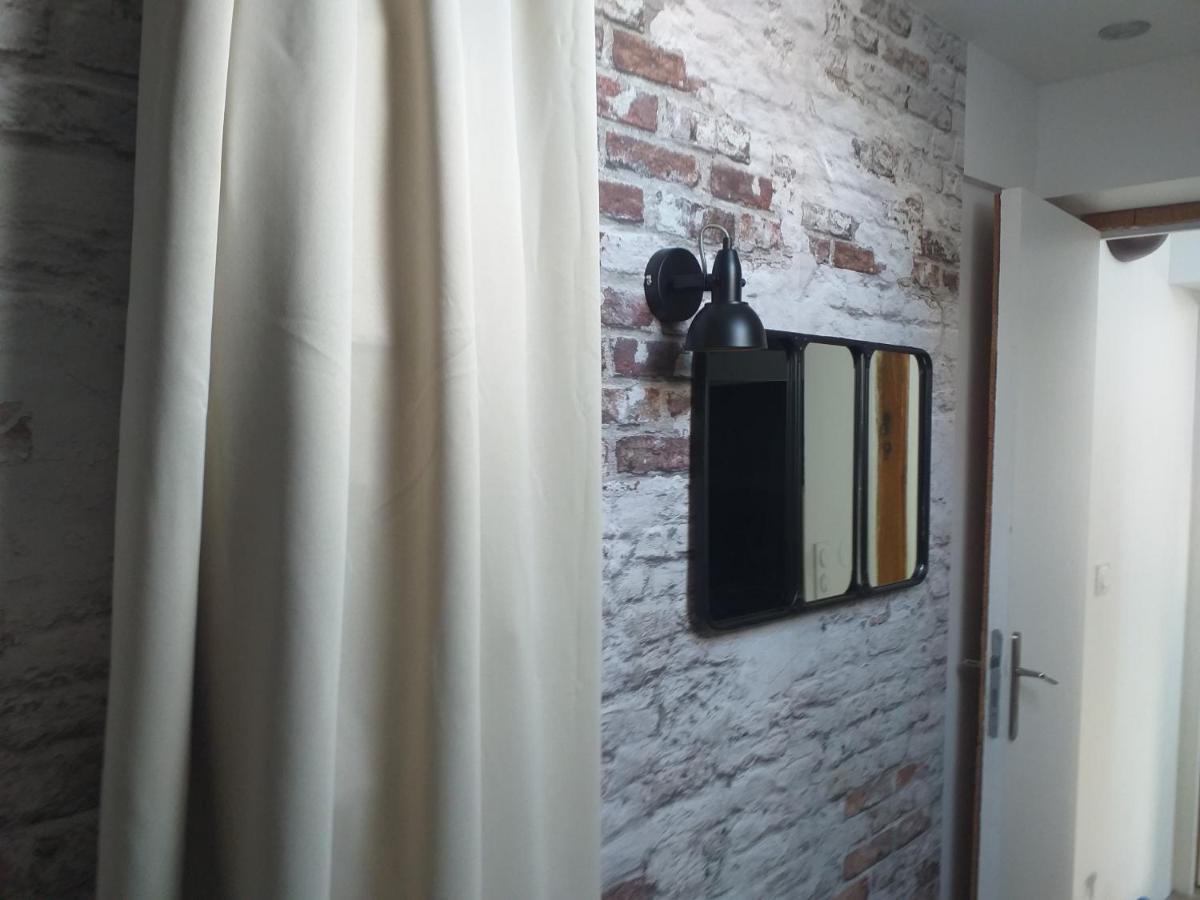 Les Volets Bleus - Deux Appartements Et Un Studio, Jardin Bourges Exteriér fotografie
