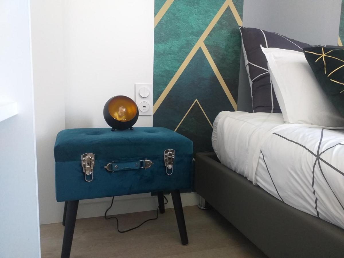 Les Volets Bleus - Deux Appartements Et Un Studio, Jardin Bourges Exteriér fotografie
